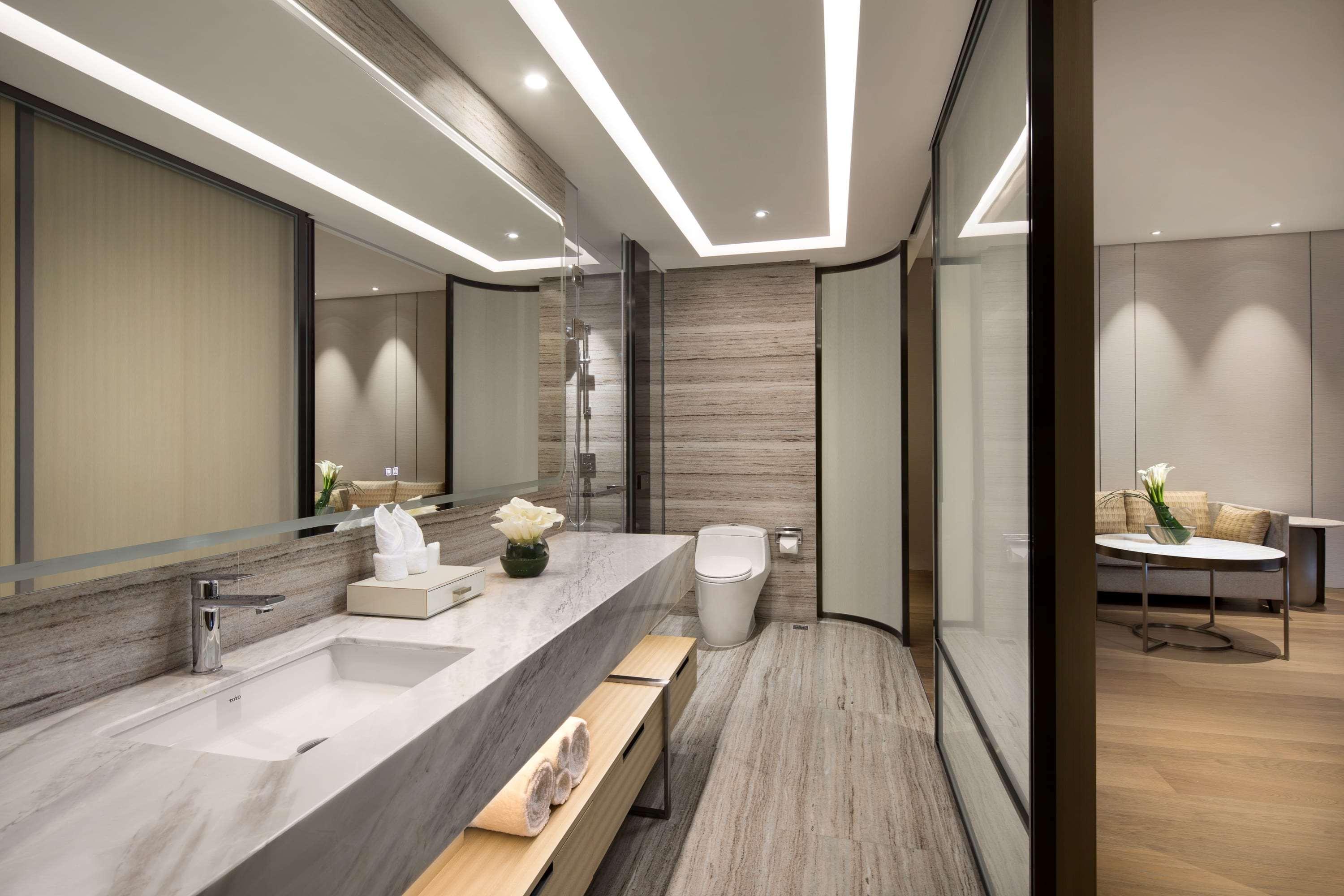 Wyndham Pudong Hotel 2*